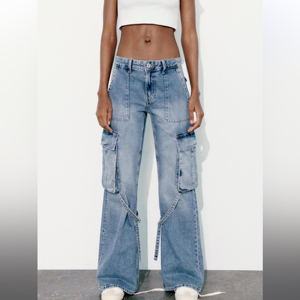 Zara cargo jeans. Worn only one time.